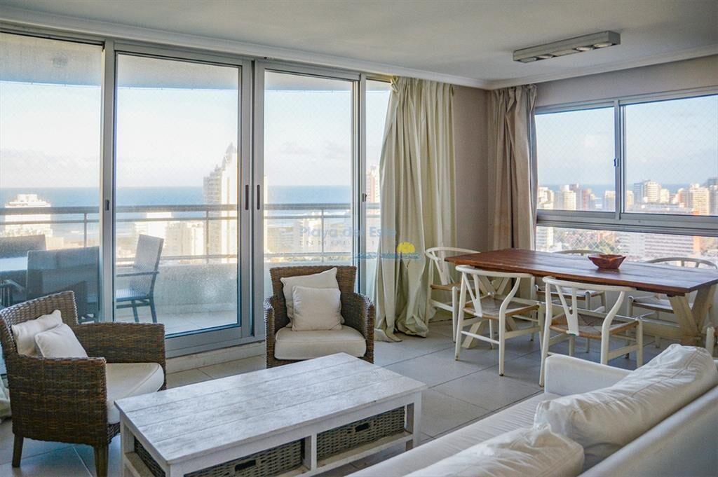 Apartamento de 2 dormitorios en Roosevelt - Punta