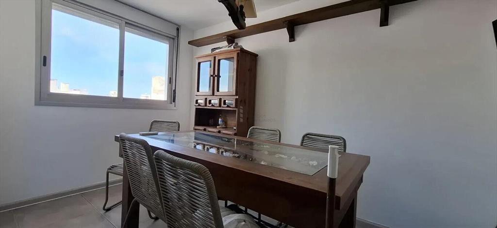 Se alquila Penthouse de 3 dormitorios con terraza y garage