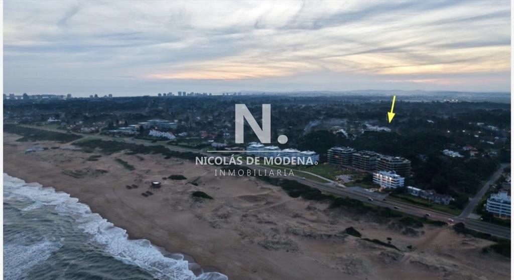 Excelente Terreno de 2100 m2 en Rincón del Indio