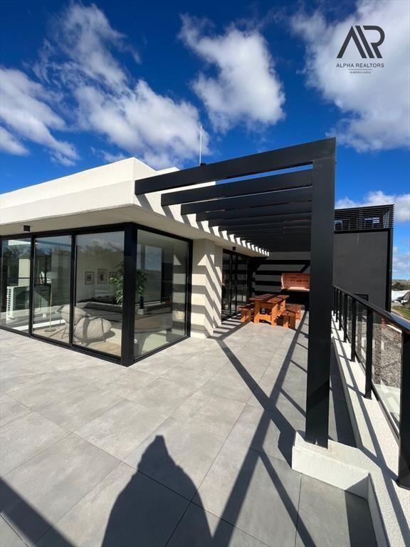 Apartamento Penthouse 3 dormitorios en venta en Barra de...