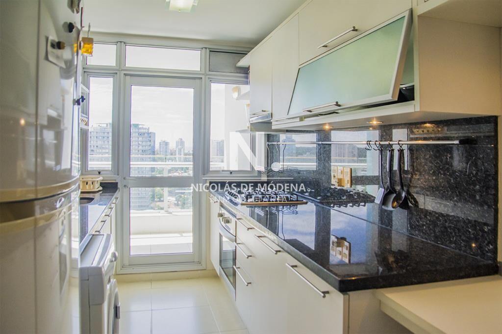 Vende apartamento de 2 dormitorios en suite en