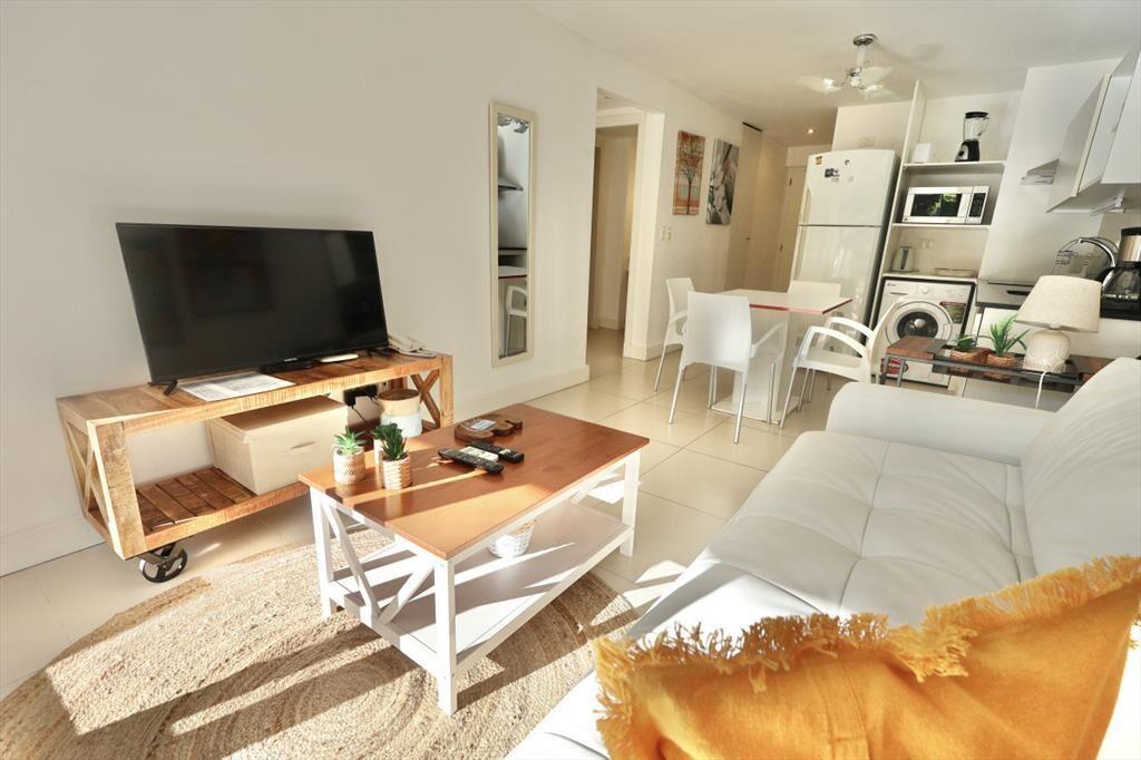 VENTA DE APARTAMENTO DE 1 DORMITORIO Y MEDIO EN