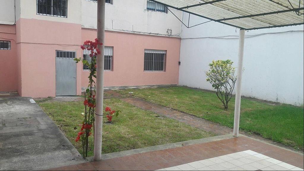 VENTA PADRÓN ÚNICO IDEAL 2 FAMILIAS ADMITE ALTURA