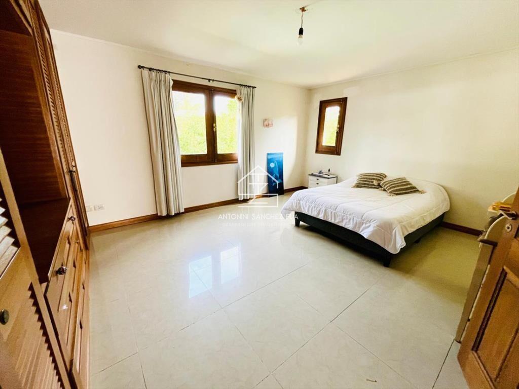 Alquiler temporal casa 5 Dormitorios Lugano
