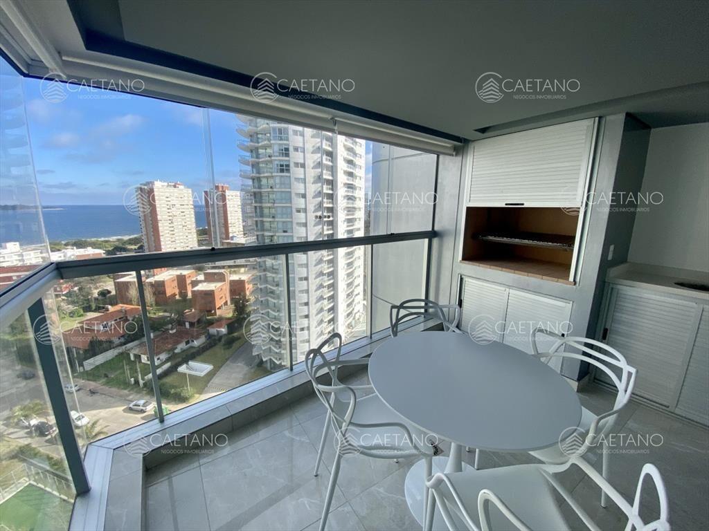 Alquiler anual apartamento 2 dormitorios playa mansa Punta