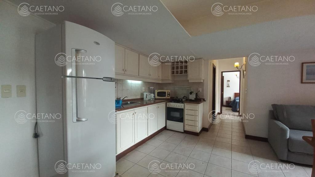 Vende apartamento de 2 dormitorios en Roosevelt, Punta del