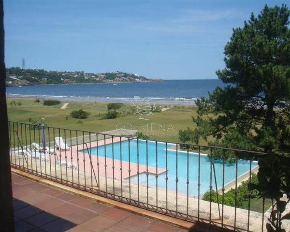 Casa en Solanas - Punta ballena.