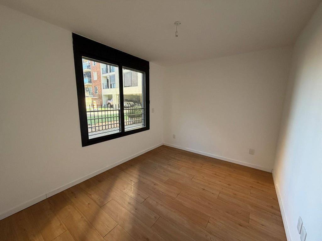 Alquiler de Apartamento en Felipe Sanguinetti con 1 dormitor