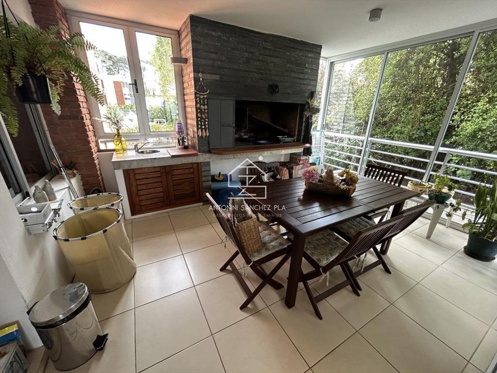 Apartamento de 3 dormitorios zona Mansa
