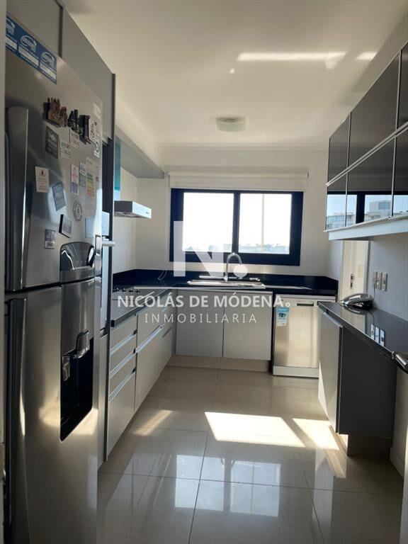 Amplio departamento en venta en punta del este