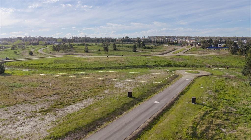 Venta Terreno, frente al lago, Cavas de la Tahona