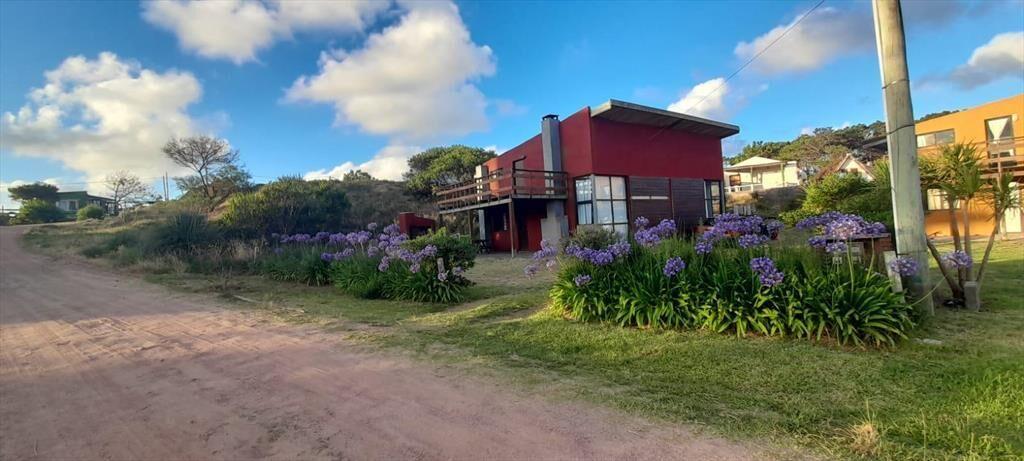 2 casas en el mismo padron Punta del Diablo
