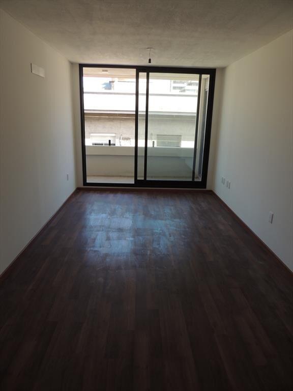 Venta apartamento 3 dormitorios Ciudad Vieja. Con renta Op