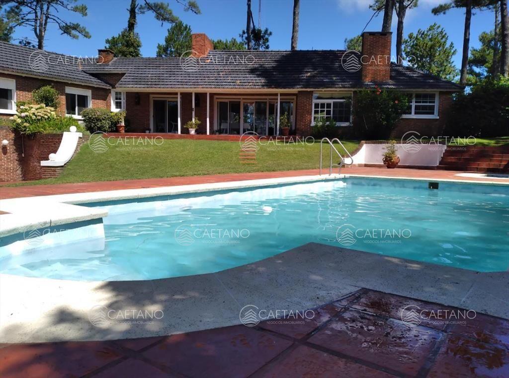 Venta casa 5 dormitorios 4 baÃ±os