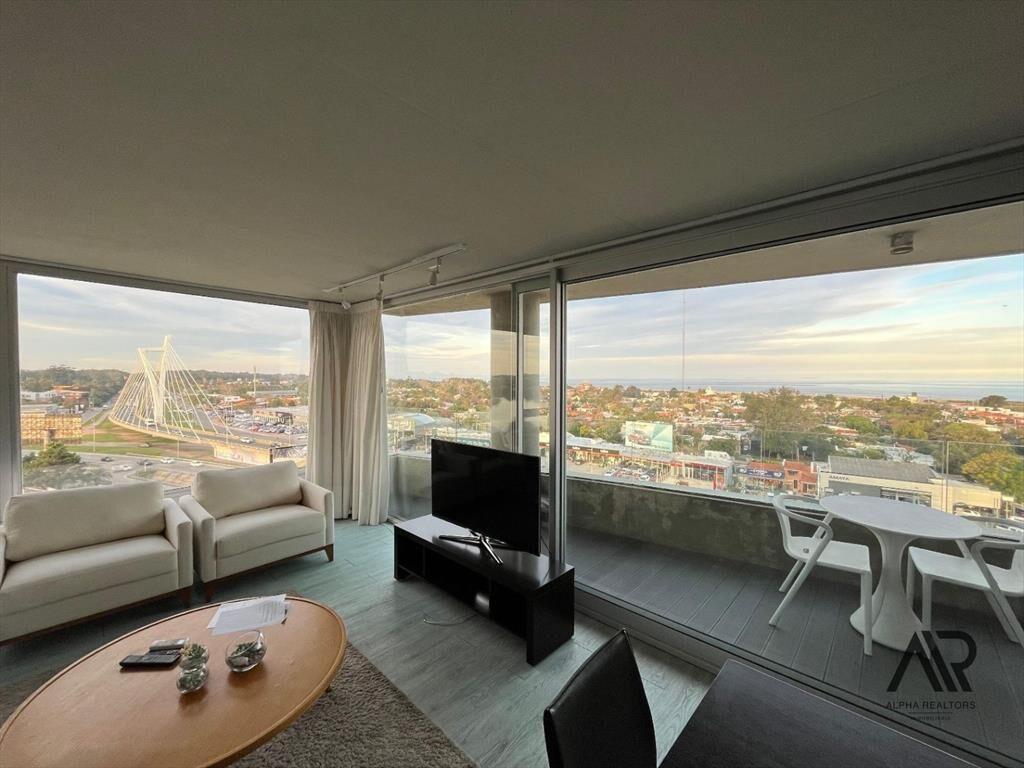 Apartamento en venta de 2 dormitorios con garaje en Carrasco