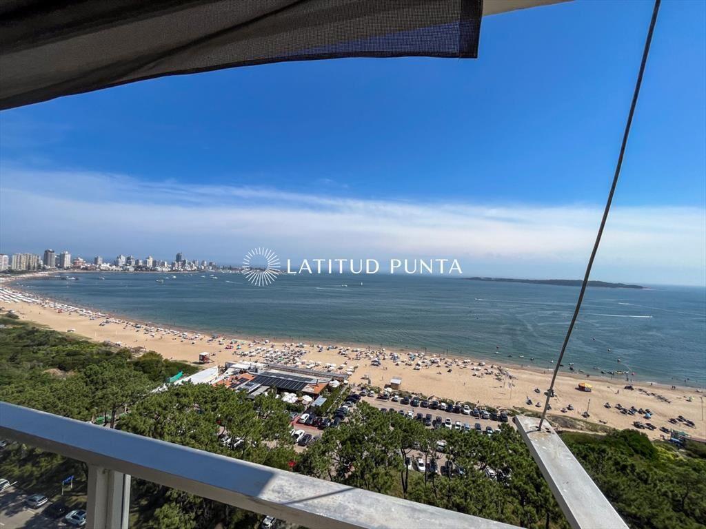 Apartamento en Mansa, 3 dormitorios más