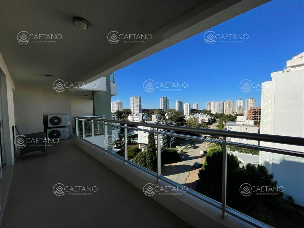 Alquiler apartamento 2 dormitorios. Playa brava, Punta del