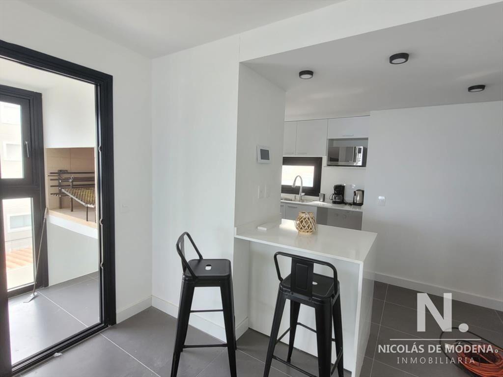 Apartamento en Venta, a estrenar, Primera fila Playa Brava