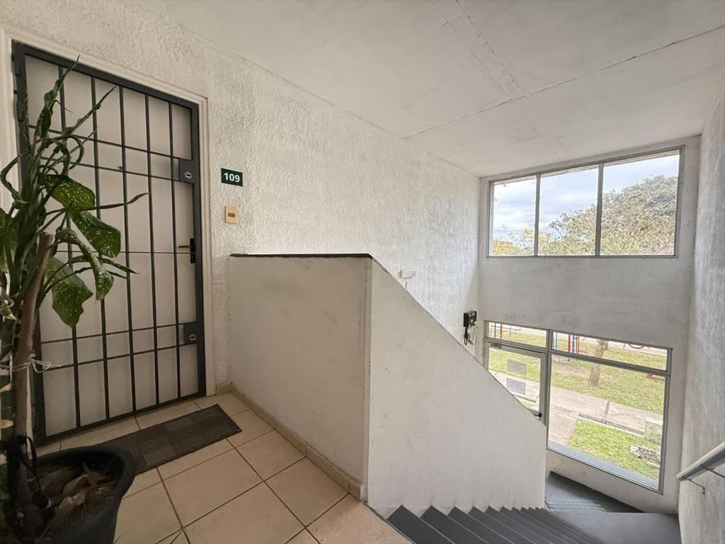 VENTA Apartamento 2 Dormitorios Villa Colon