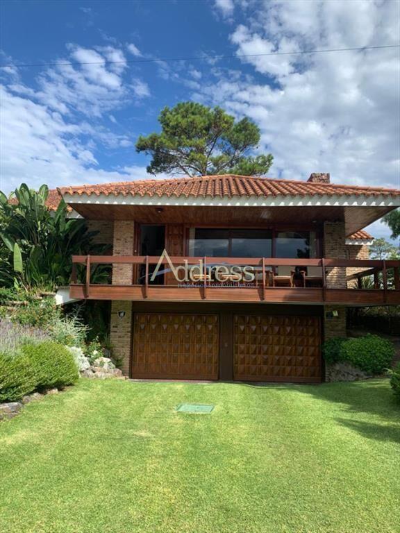VENTA DE CASA DE 4 DORMITORIOS EN MANSA PUNTA DEL