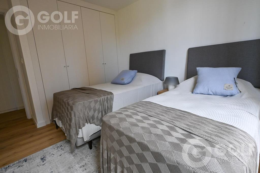 Venta apartamento de 3 dormitorios en Carrasco