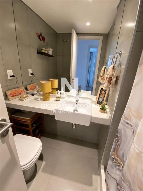 En venta apartamento impecable de 2 dormitorios