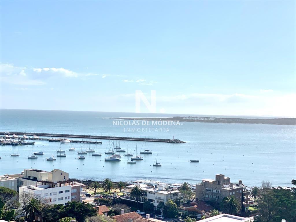 Hermoso Departamento en venta. Punta del este.