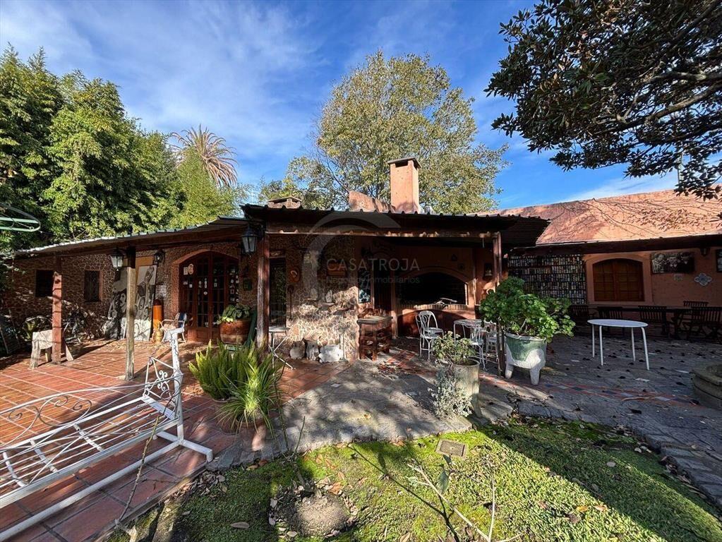 CASATROJA VENTA INCREIBLE CASA EN EL PRADO