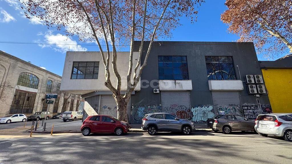 Importante Local Corporativo en Esquina – Ideal Call Center