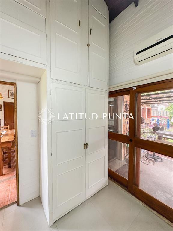 Casa en Jardines de CÃ³rdoba, 3 dormitorios