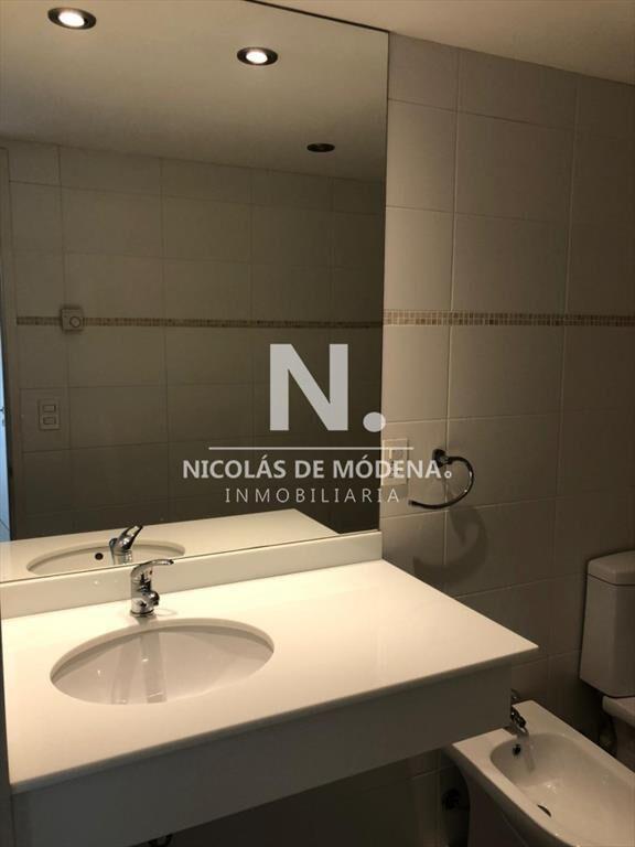 EN VENTA APARTAMENTO 2 DORMITORIOS,ROOSEVELT