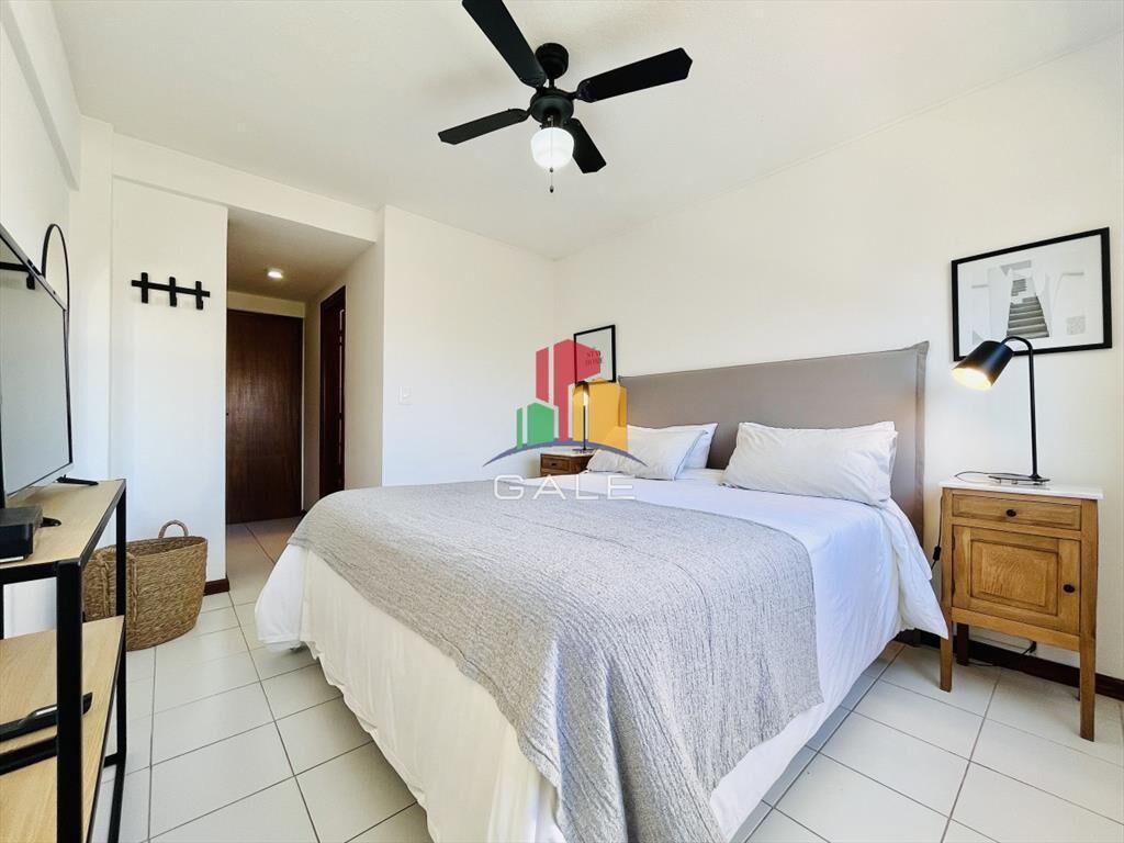 Apartamento de 2 Dormitorios en playa El Emir, -