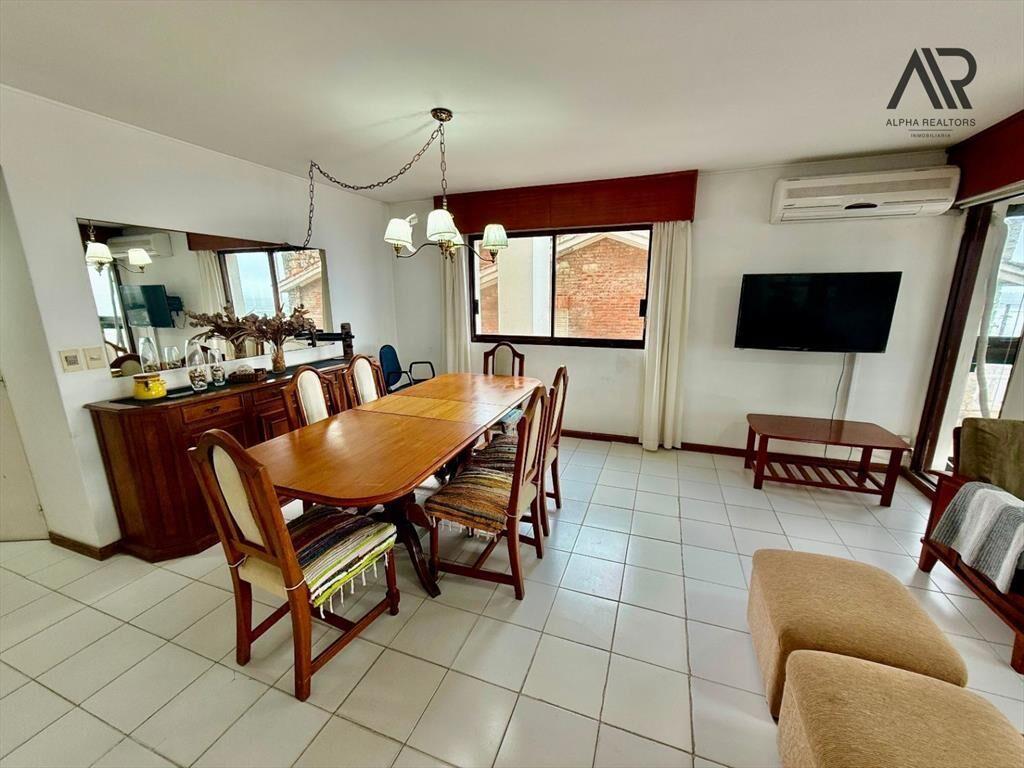 Venta apartamento 3 dormitorios. Primera Linea, Playa Brava.