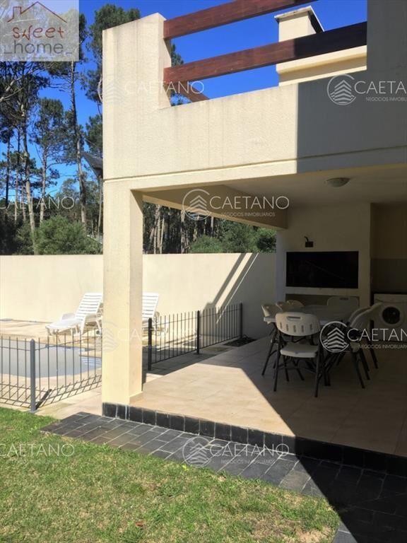 Casa de 4 dormitorios dentro del Complejo