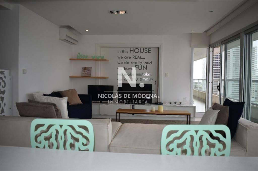 Apartamento de 3 dormitorios en Playa Brava, del