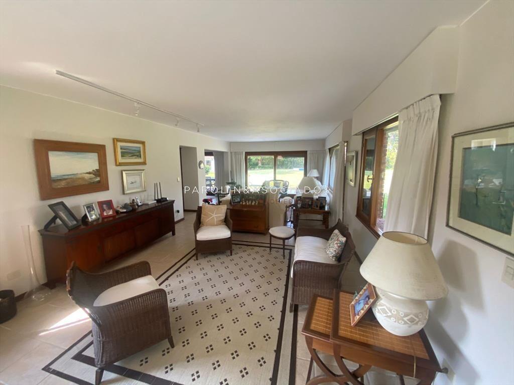 Hermosa casa en venta de 4 dormitorios en San Rafael, Punta
