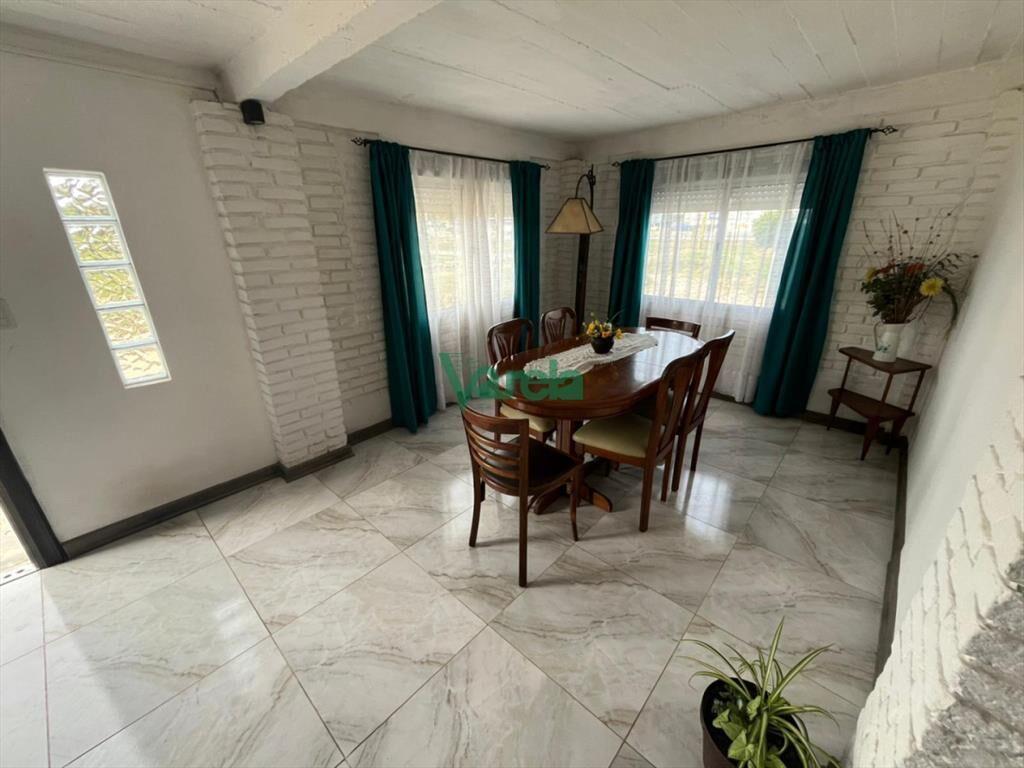 Casa de 3 dormitorios y 1 baÃ±o en Parque del
