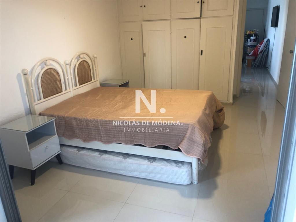 Venta Apartamento de 1 dormitorio en La sobre Av.