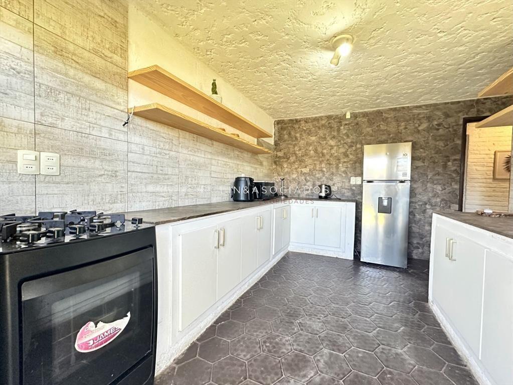 Casa en venta en Pinares, Punta del Este.