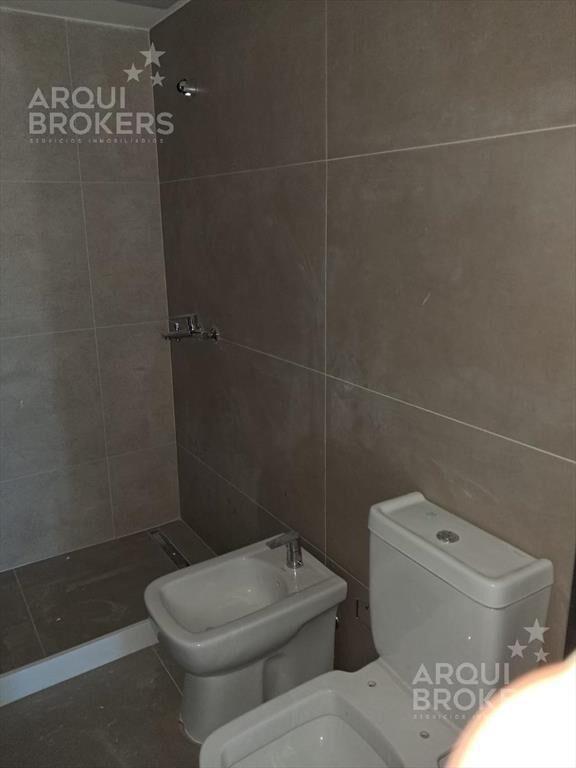 Apartamento de dos dormitorios en venta en Parque Batlle -