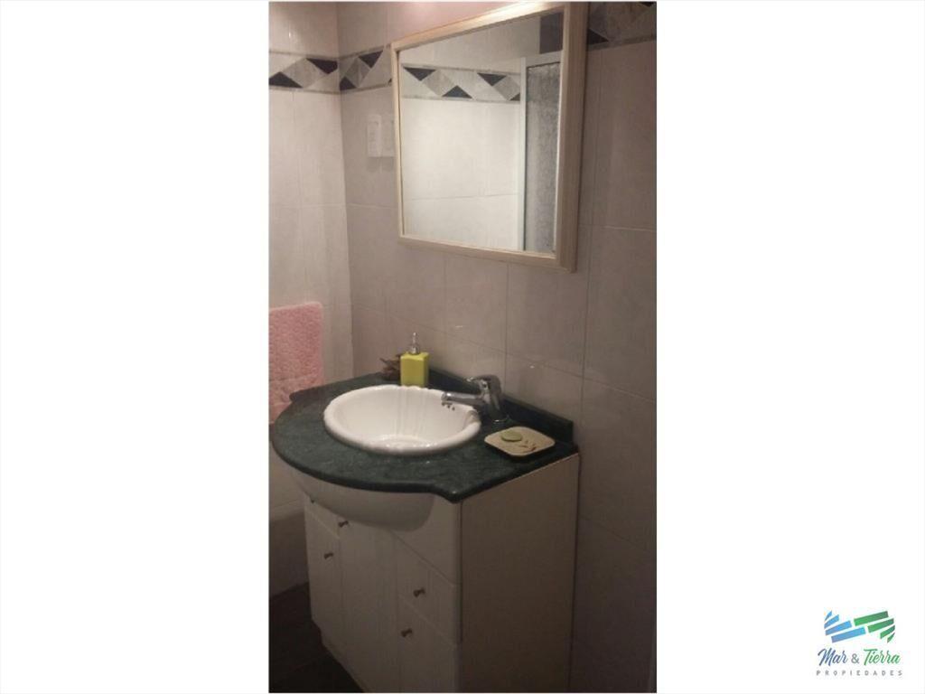 Hermoso apartamento con espectacular vista al mar