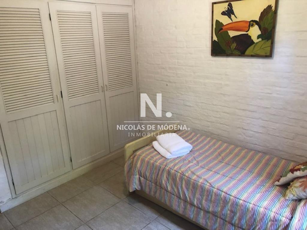 Barrio cerrado a pasos del mar con todos los del