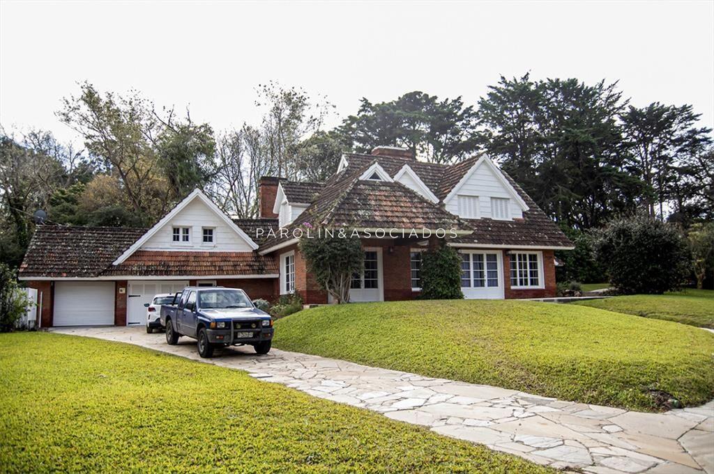 HermosÃsima casa en Golf, Punta del Este