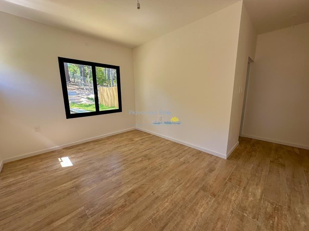 Casas a estrenar en Laguna del Sauce. Punta del