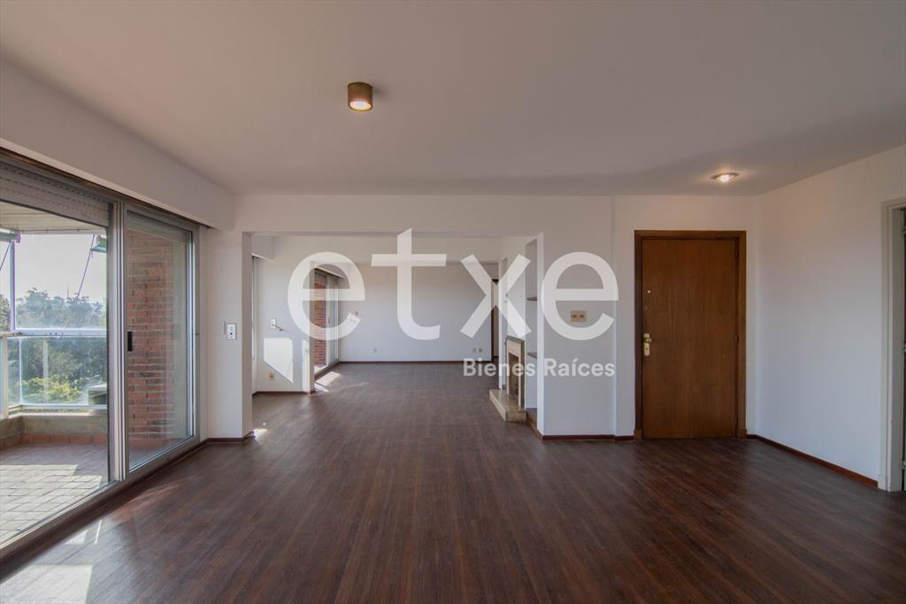 Alquiler Apartamento frente al Golf Punta Carretas...
