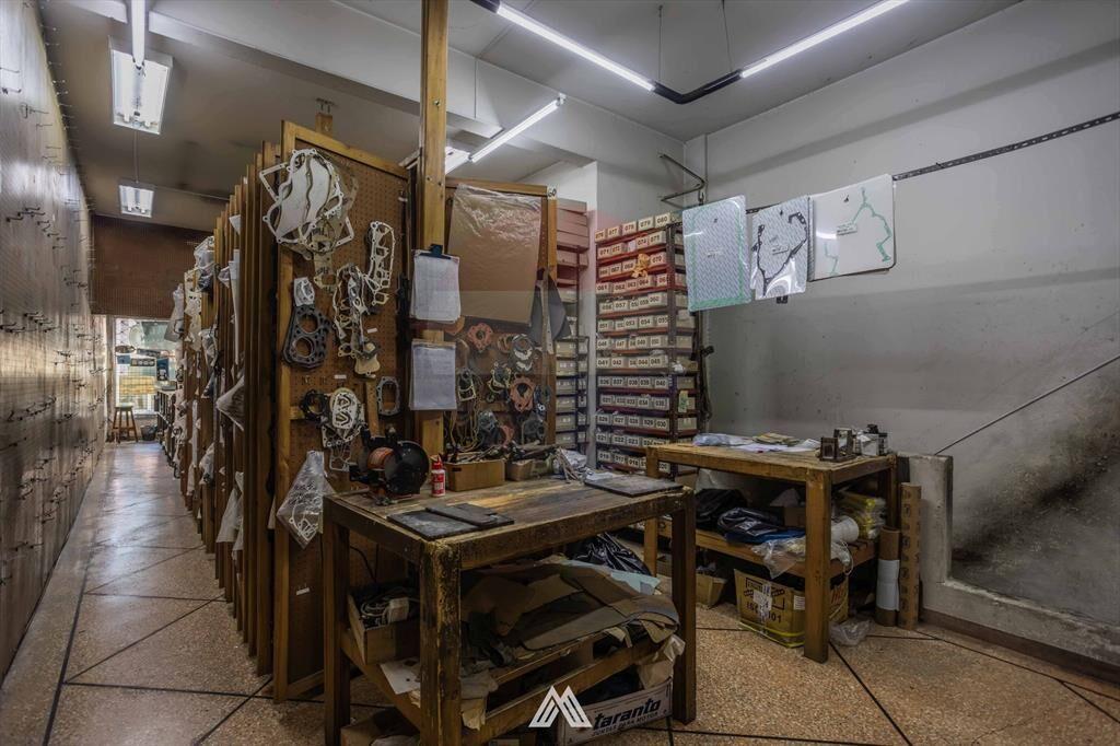 VENTA LOCAL COMERCIAL CON SUBSUELO EN CENTRO 181M2