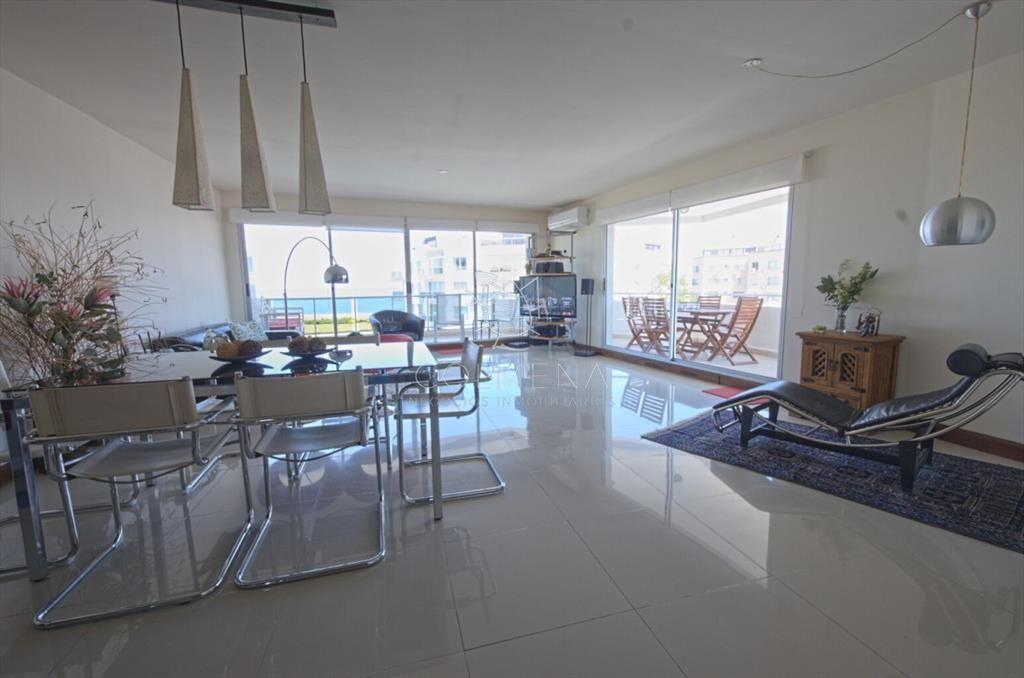 Apartamento en venta - Pinares