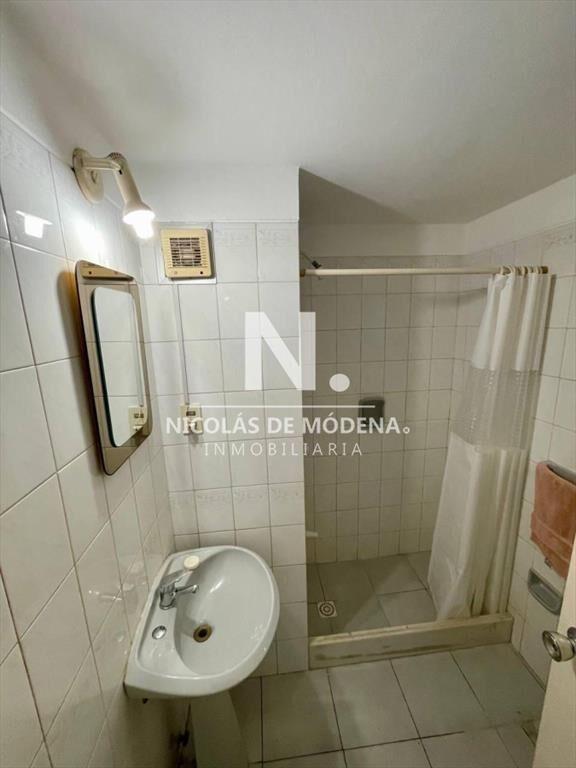 Vende departamento de 2 dormitorios con Garaje,