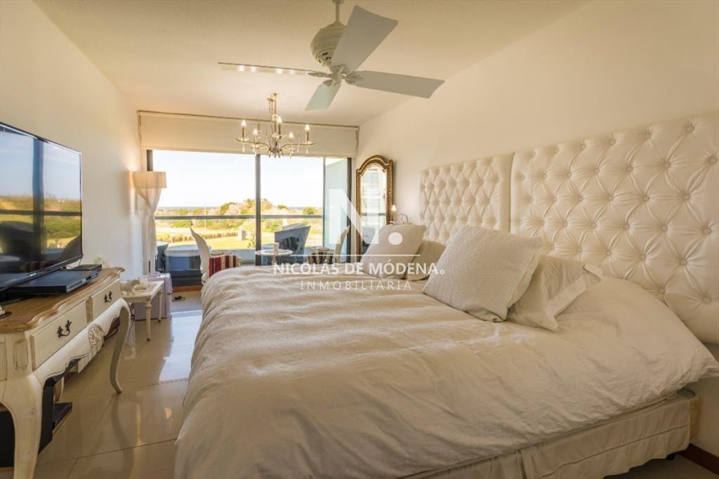 Hermoso Departamento en Playa Brava.