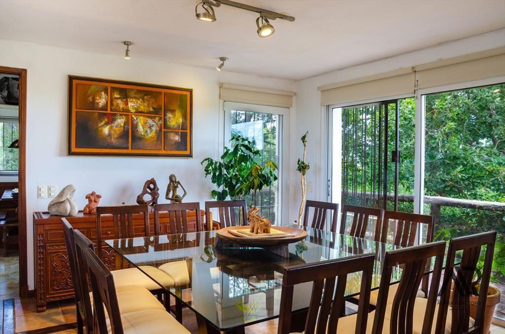 Casa en venta c/ cochera en P. Ballena